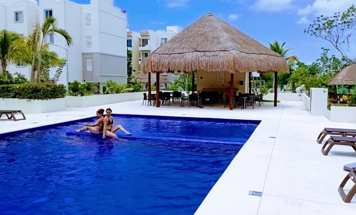 Love Vacations Τουλούμ Εξωτερικό φωτογραφία